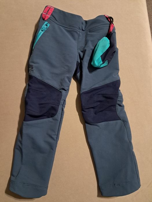 Pantaloni impermeabili Quechua  mărime 2-3 ani, nou fără etichetă