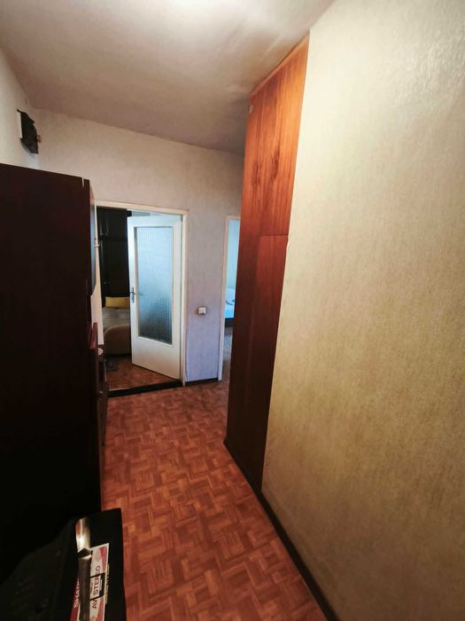 Продавам двустаен апартамент 65 кв. м. кв. Казански