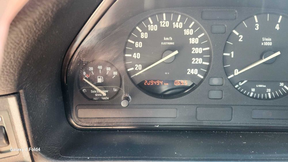 Продавам БМВ Е34