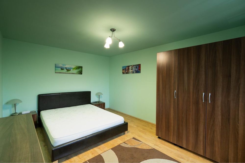 Apartament 3 camere de inchriat la casa