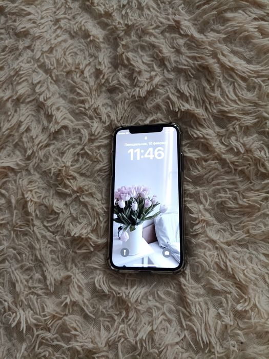 iPhone 10 черного цвета