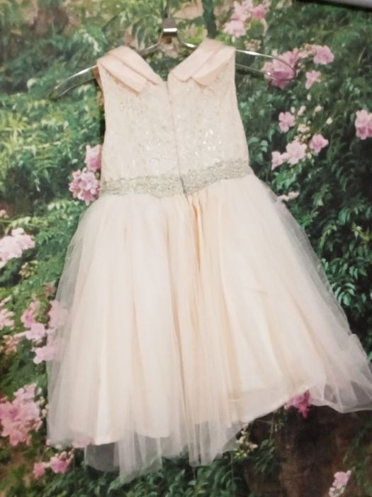 Продам детское платье