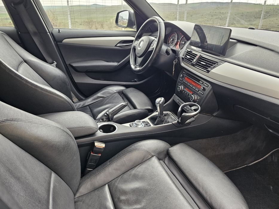 BMW X1 X-drive  184CP