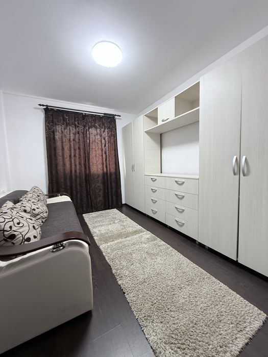 Proprietar,3 camere,bloc nou,centrala proprie cu incalzire in pardoseala,Lipovei-Aradului  Iulius Mall,mobilat si utilat