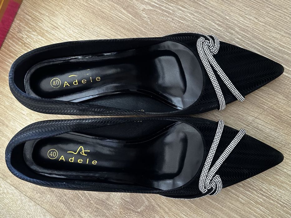 Срочно продам туфли