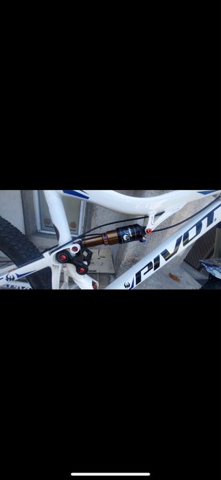 Pivot Mach 5.7 планинско колело