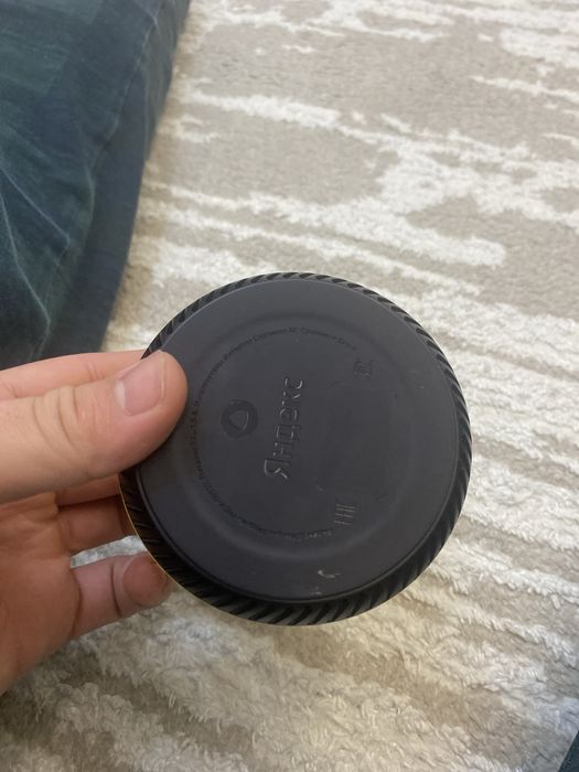 Алиса с каробками