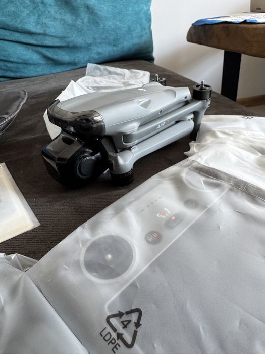 Чисто нов дрон DJI Mavic Air 3