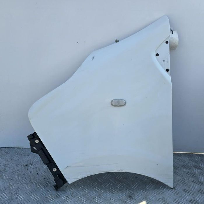 Aripa fata stanga Renault Trafic 3