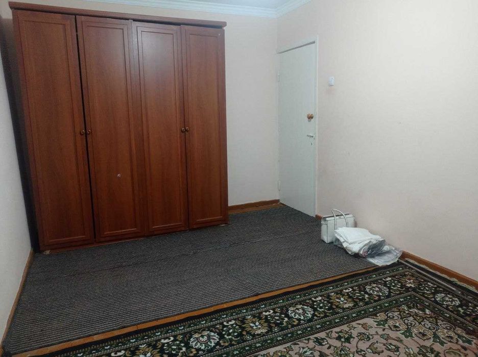 Qizarga kunlik oylik ijaraga kvartira bor. Bezxazayka