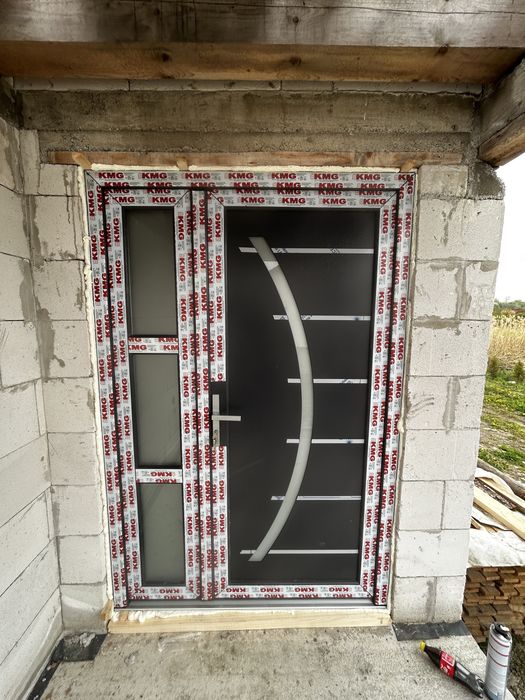 Tâmplărie PVC | Ferestre și Uși PVC | Plase Insecte | Rulouri și Jaluzele