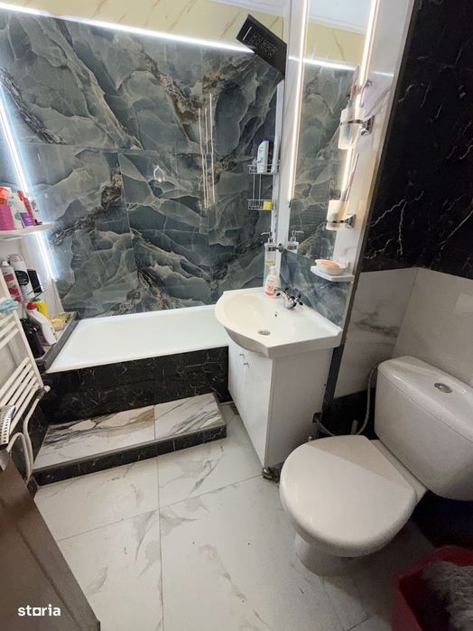 Apartament 2 camere, decomandat, zona Rusca