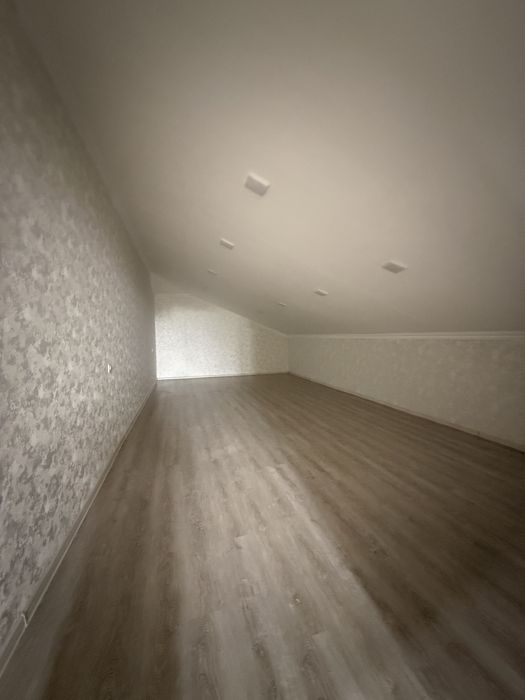 Срочно продаётся 2-сотих 5-комн участка в Сергели Ханабад