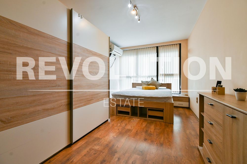 Дава се под наем Тристаен апартамент в София, Витоша - 108 кв.м за 830 € - Снимка #9