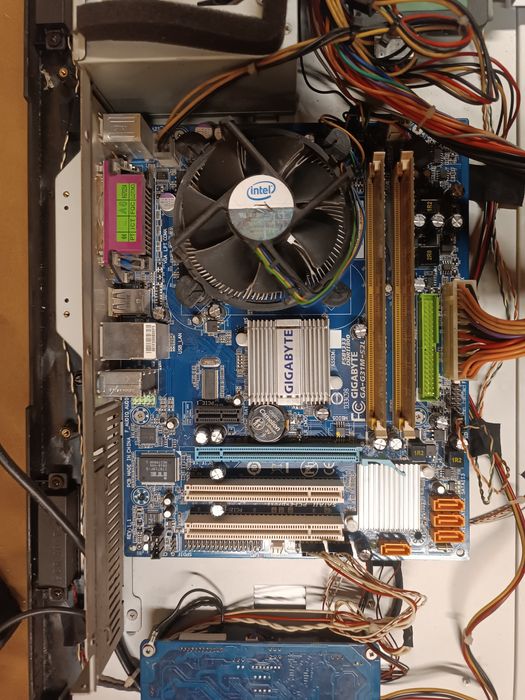 Моноблок на 775 сокет