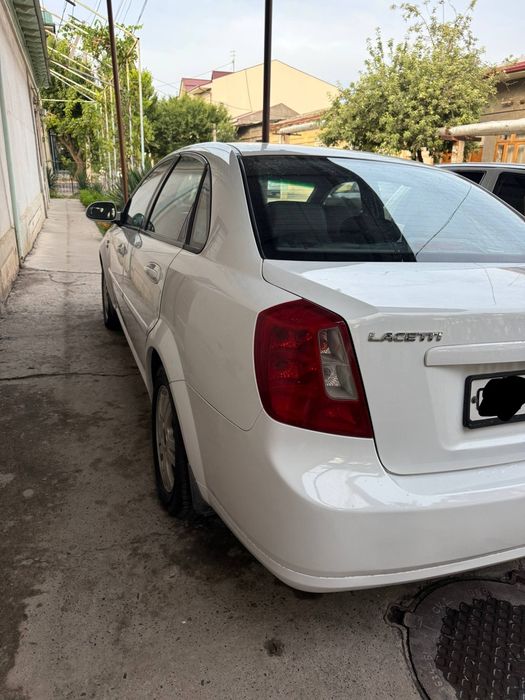 laseti 1.8  2009 yil