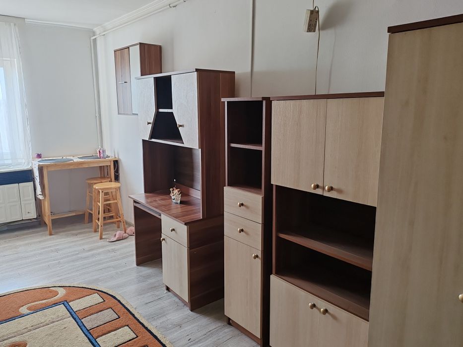 Garsoniera de inchiriat