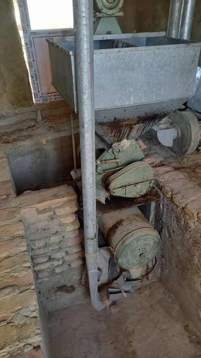 Tegirmon sotiladi. Kamishlagan. Yili2009