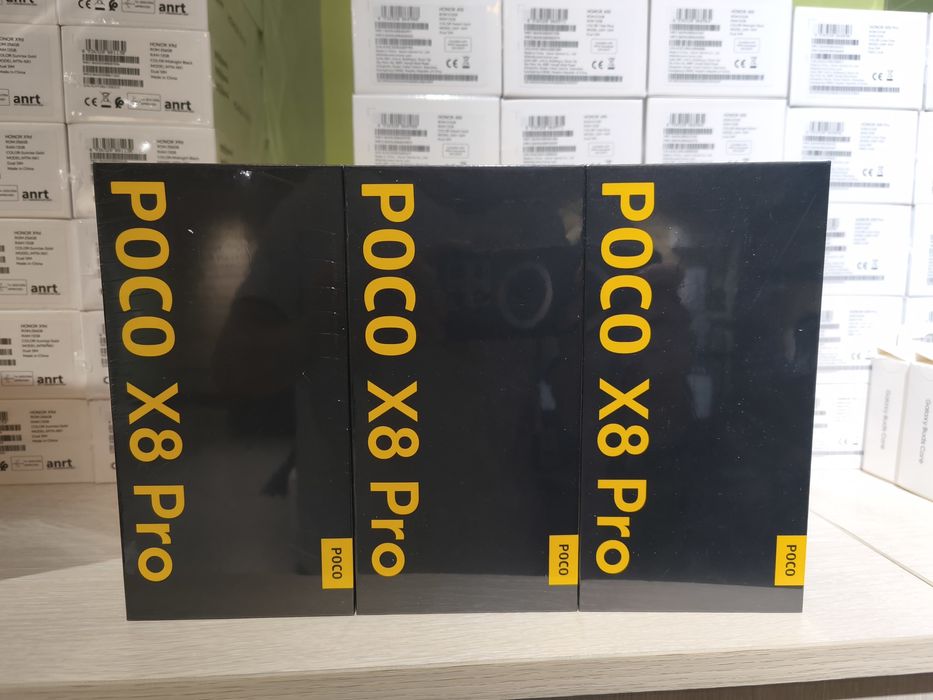 Poco X8 Pro 8/512 gb white, green
