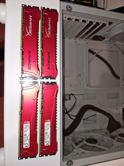 Memorii RAM - DDR4 și DDR3