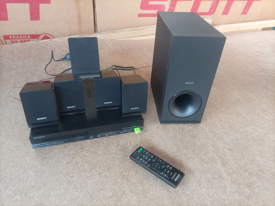Sony uslitel kalonkalar sotiladi.