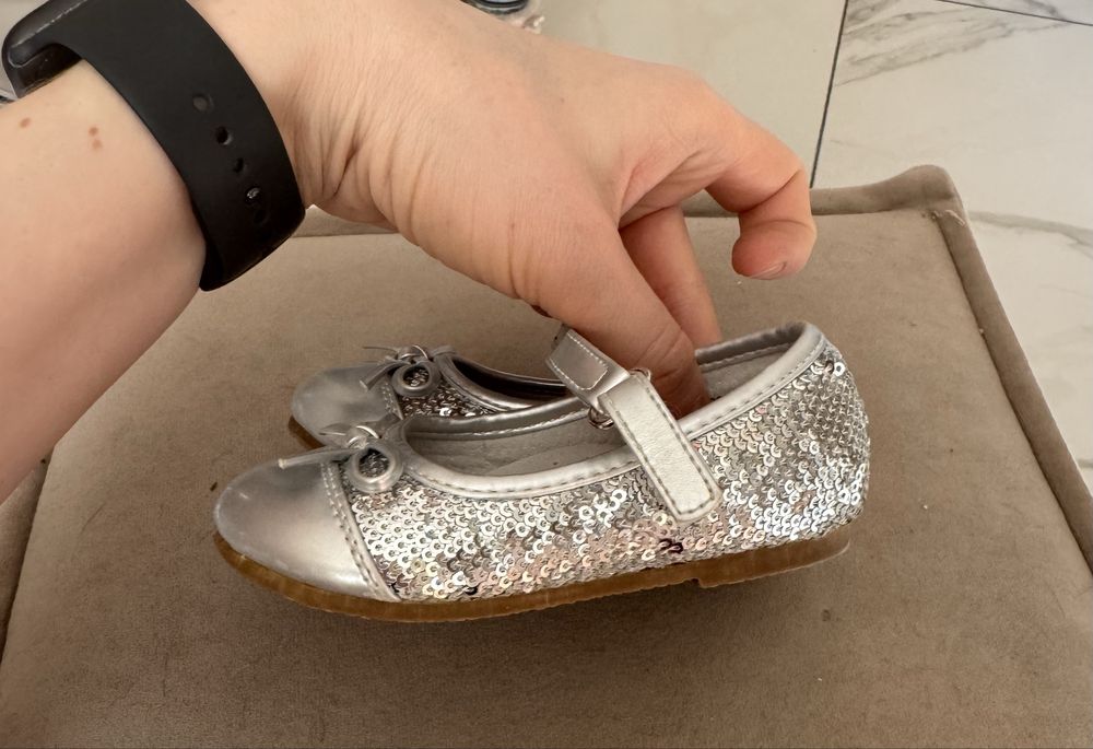 Туфли на девочку