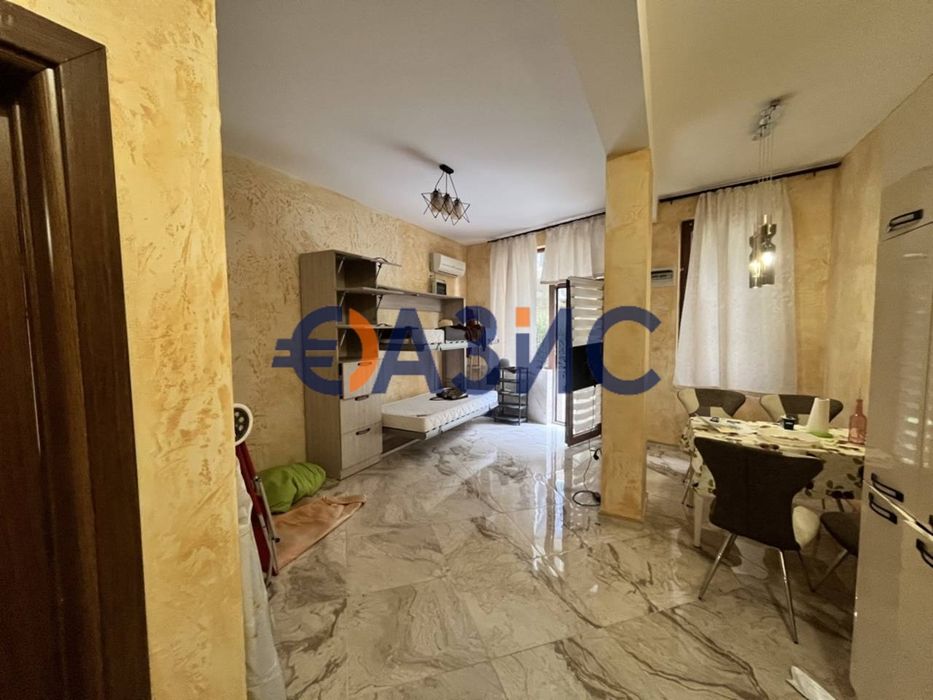 Продава се Едностаен апартамент в Поморие - 33 кв.м за 1728 €/кв.м - Снимка #2