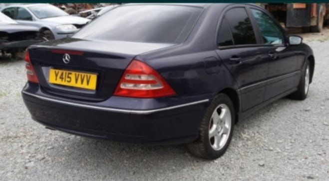 Încălzitor apa motor mercedes c class W203 W 203 c220 cdi A2031500154