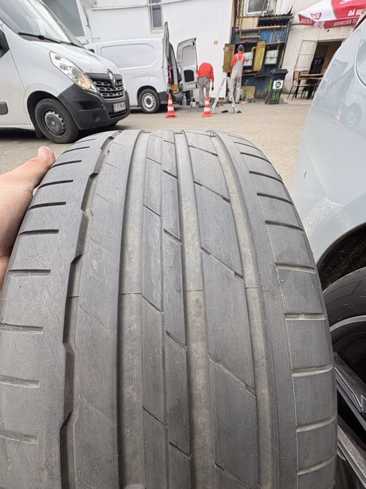 Cauciucuri Hankook