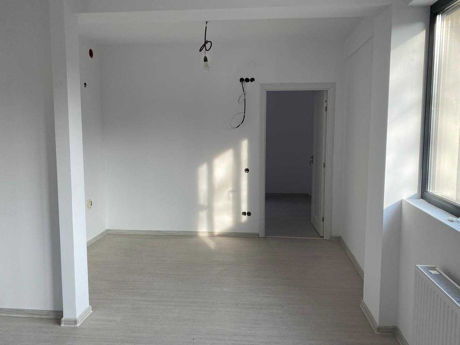 Vanzare/inchiriere imobil P+2 cu 10 garsoniere