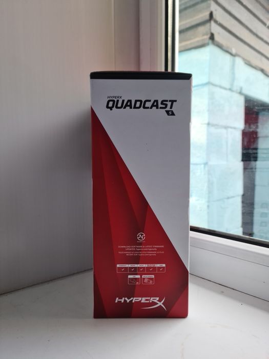 Продам игровой микрофон HyperX Quadcast s