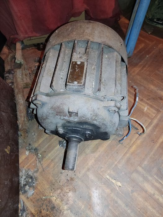 Продам электродвигатель 3 Квт