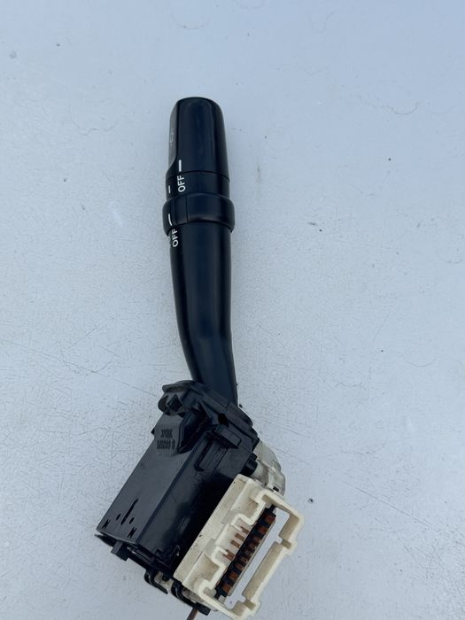 Срочно продам гитара рулевой Toyota Windom 10