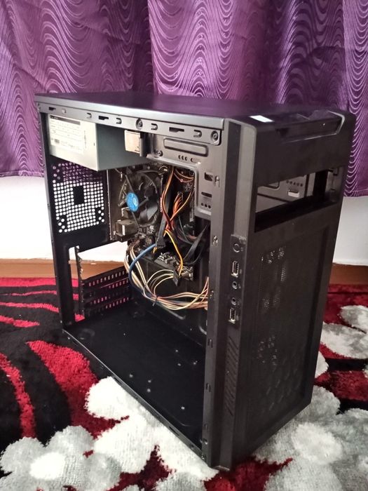 Schimb PC slab pe un laptop