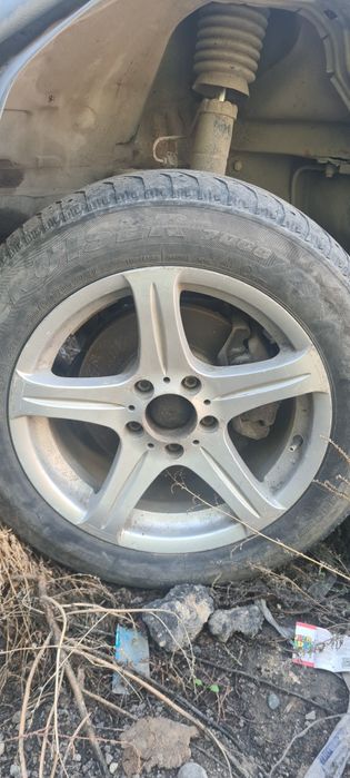 Продам диски с резиной на мерс 124
