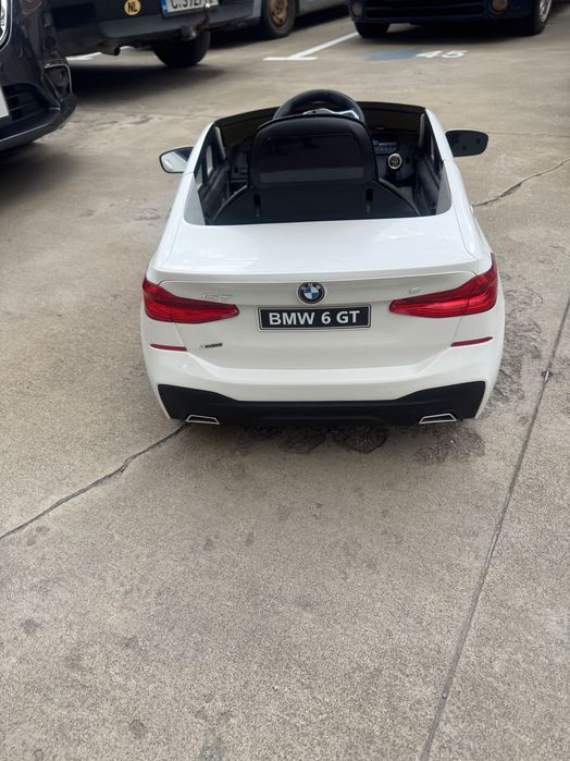 Електрическа кола BMW