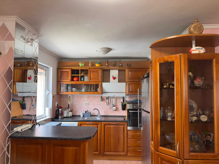 Продава се Тристаен апартамент в София, Стрелбище - 98 кв.м за 1874 €/кв.м - Снимка #4