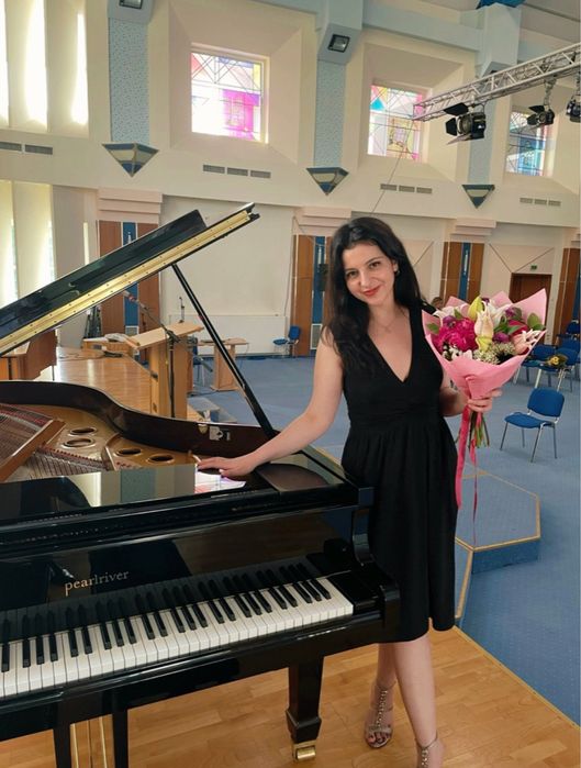 Meditatii de pian - lectii de pian online/fizic