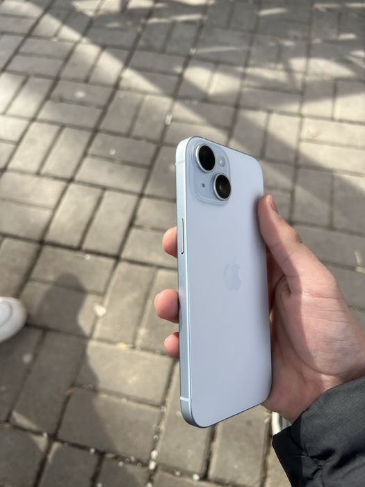 Айфон 15  128/84%