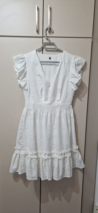 Rochie alba brodata Trendyol 34/XS