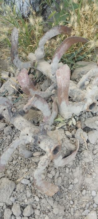 Freza tishi sotiladi