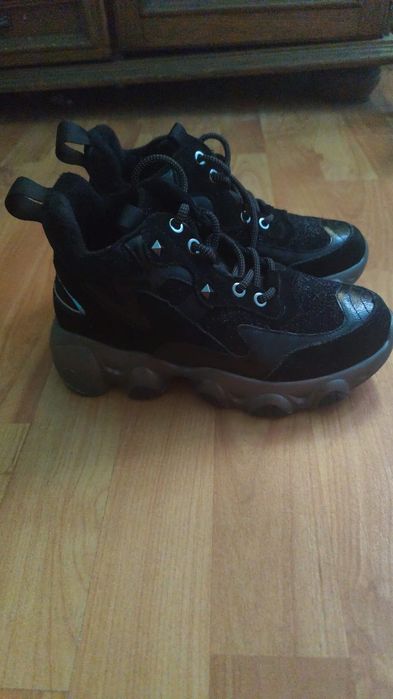Adidasii dama comozii