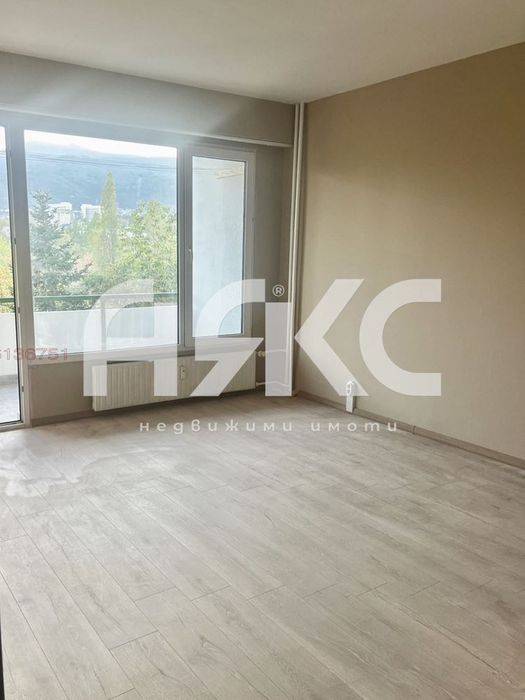 Двустаен  необзаведен апартамент в кв. Младост 3 до МЕТРОСТАНЦИЯ