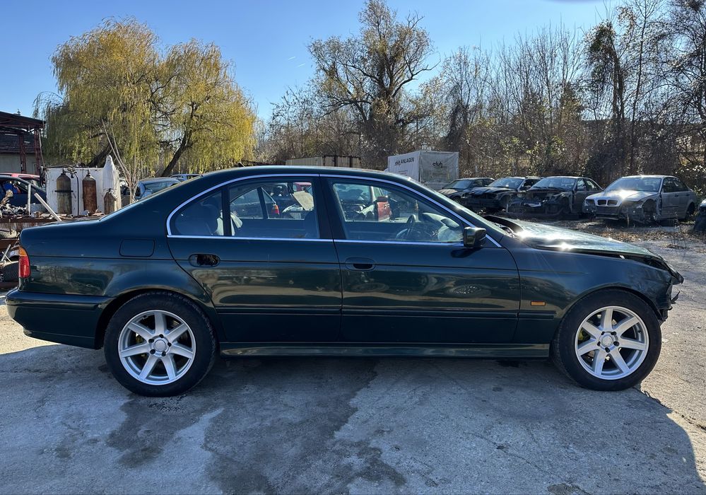 BMW E39 Facelift 525d Individual НА ЧАСТИ