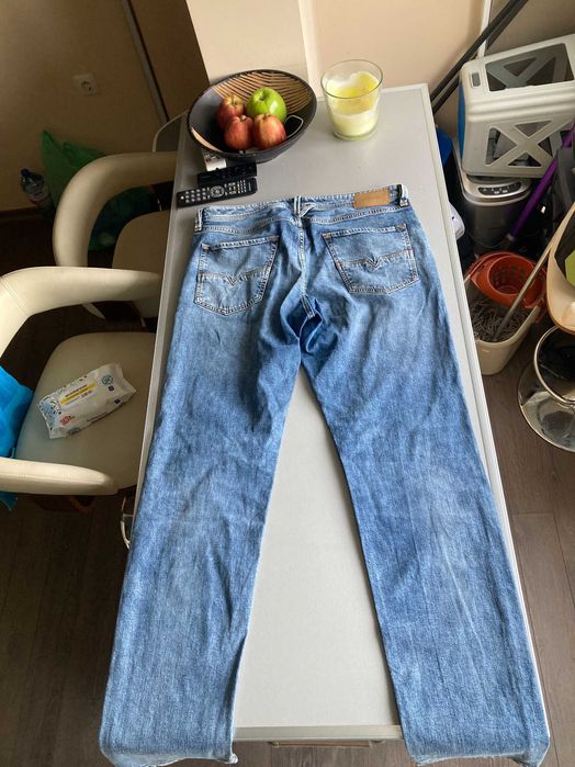 Мъжки дънки Diesel Larkee Beex Regular Tapered 34 номер