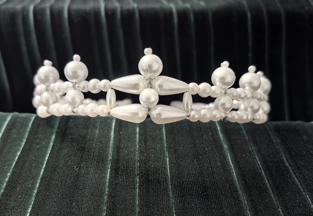 Vând coronita / diadema / tiara de de mireasa cu perle