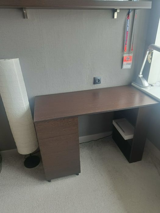 Продам письменный стол