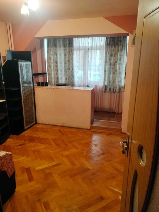 Vand Ap 2 camere,et 1/10 ,Micro5
