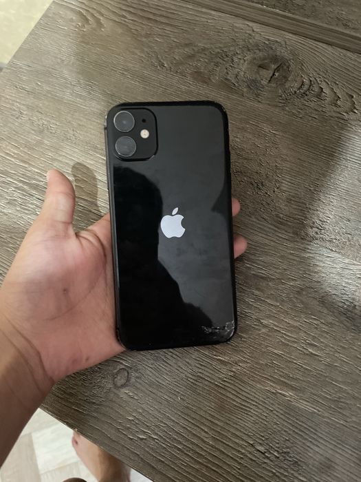 Продаеться Iphone 11 black