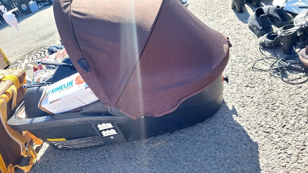 Landou  bebe de vanzare